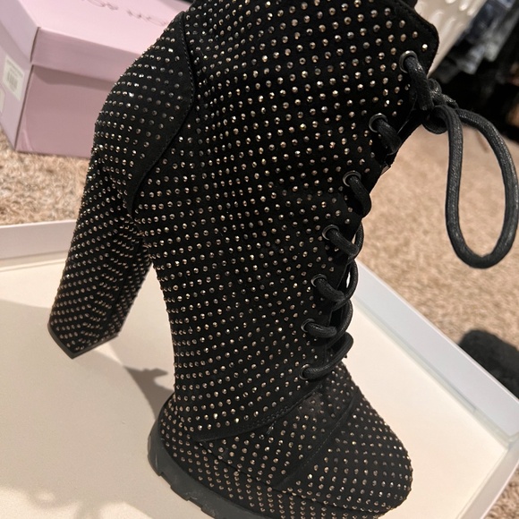 Jessica Simpson black Suede Rhinestone boots - Picture 7 of 9